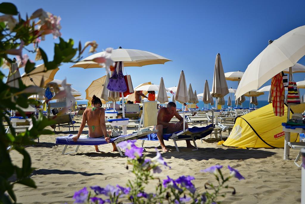 Hotel Mondial Lido di Jesolo Ngoại thất bức ảnh