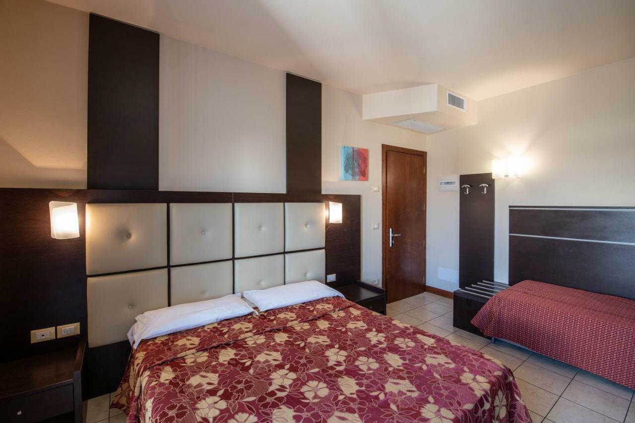 Hotel Mondial Lido di Jesolo Ngoại thất bức ảnh